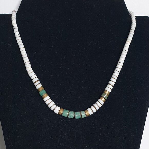 Vintage 1980s Southwestern Heishi-Style Shell & Chrysocolla Necklace - Picture 4 of 12